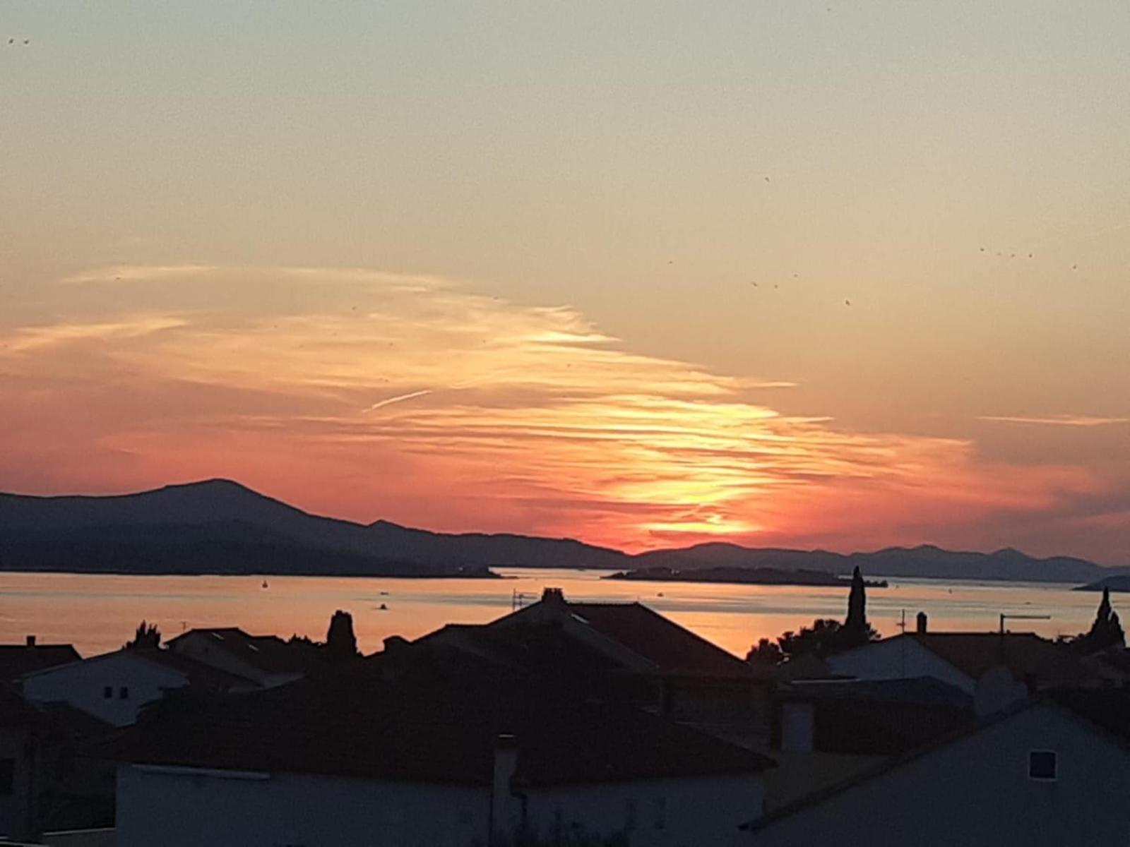 Anna Daire Biograd Na Moru Dış mekan fotoğraf